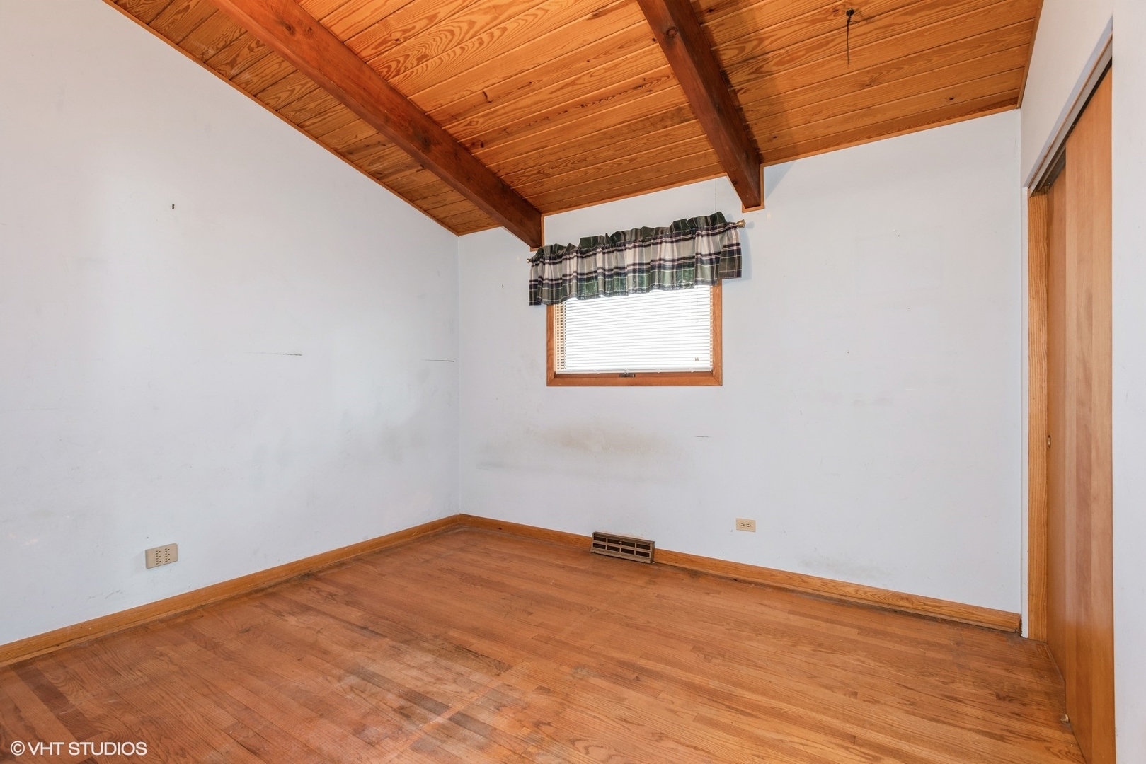 461 W Grantley Avenue, Elmhurst, IL 60126