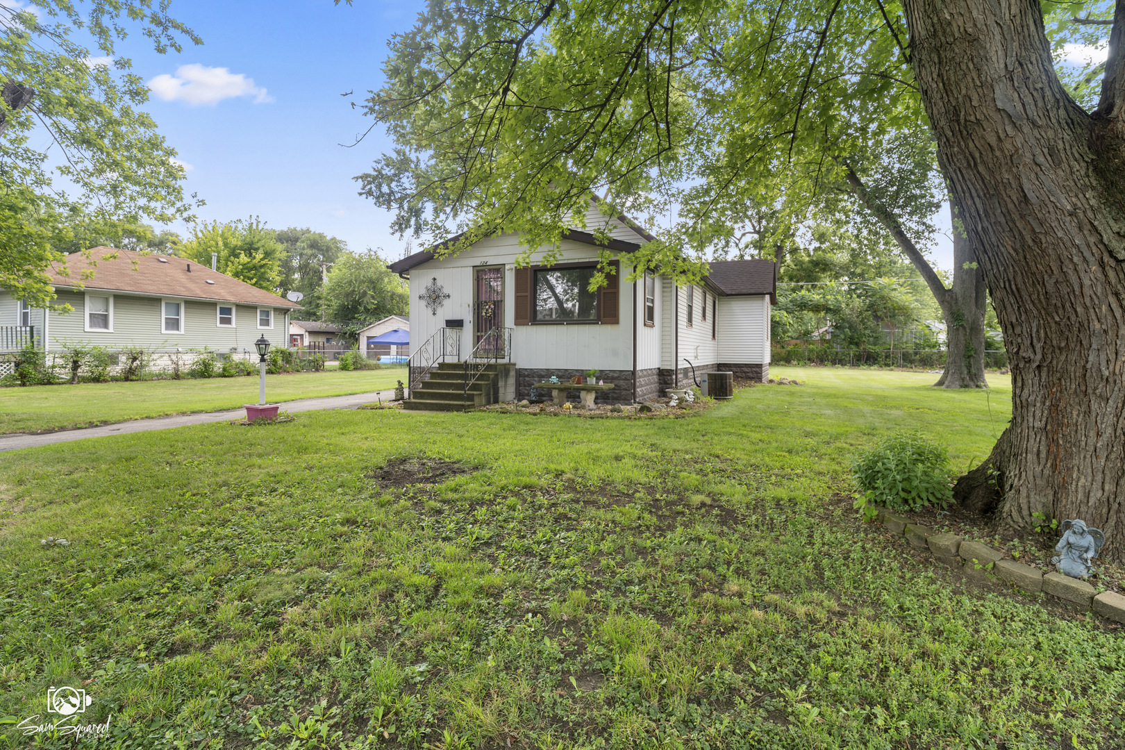 124 SW Circle Drive, Joliet, IL 60433