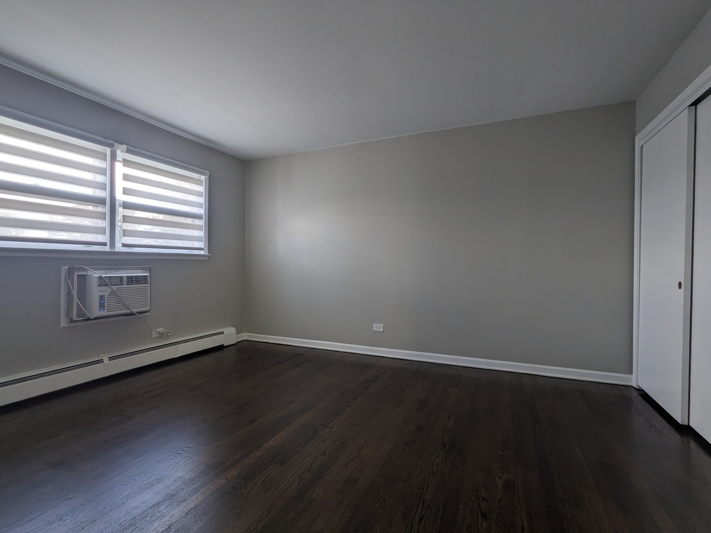 518 W Miner Street #2H, Arlington Heights, IL 60005
