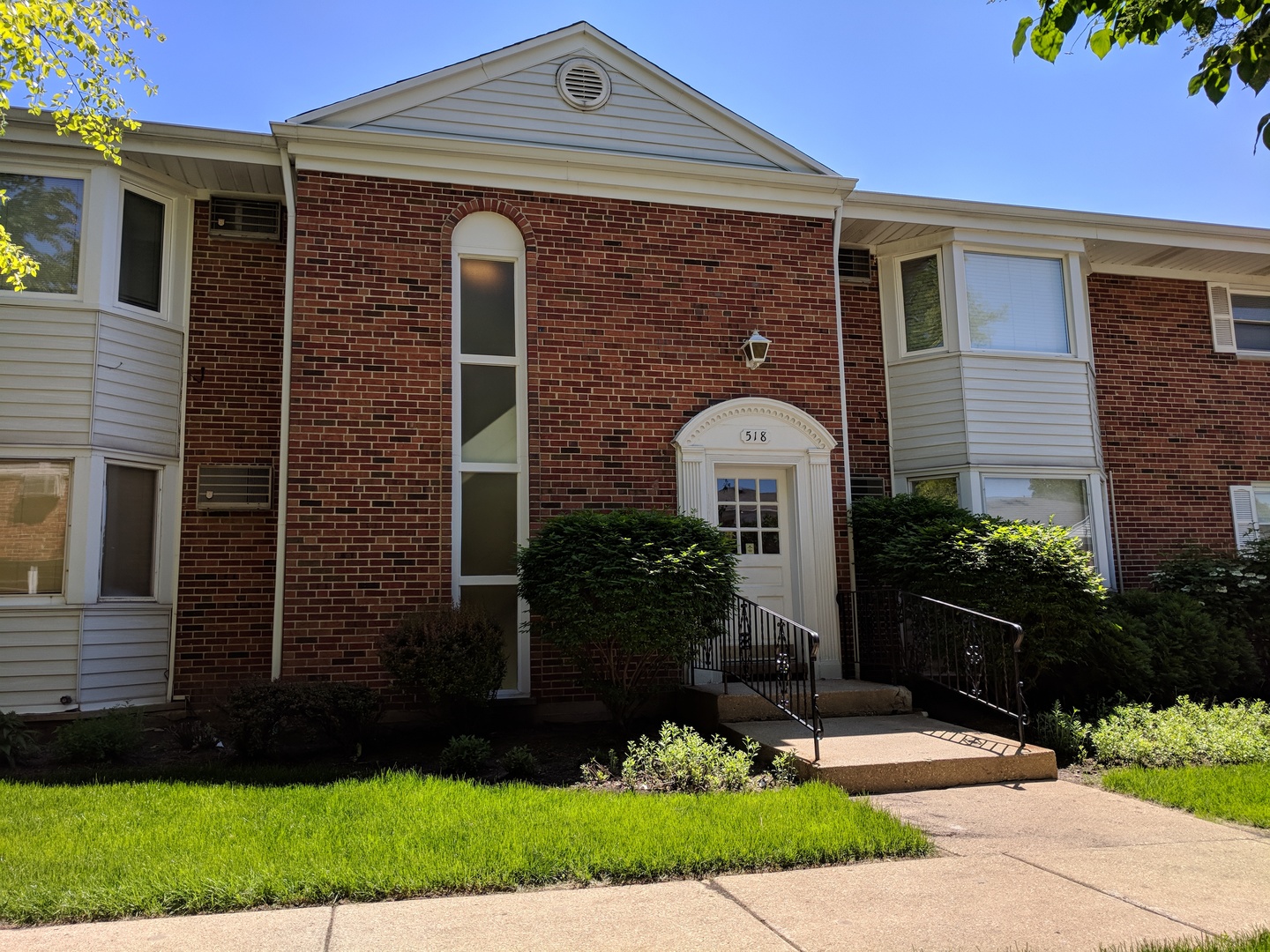 518 W Miner Street #2H, Arlington Heights, IL 60005