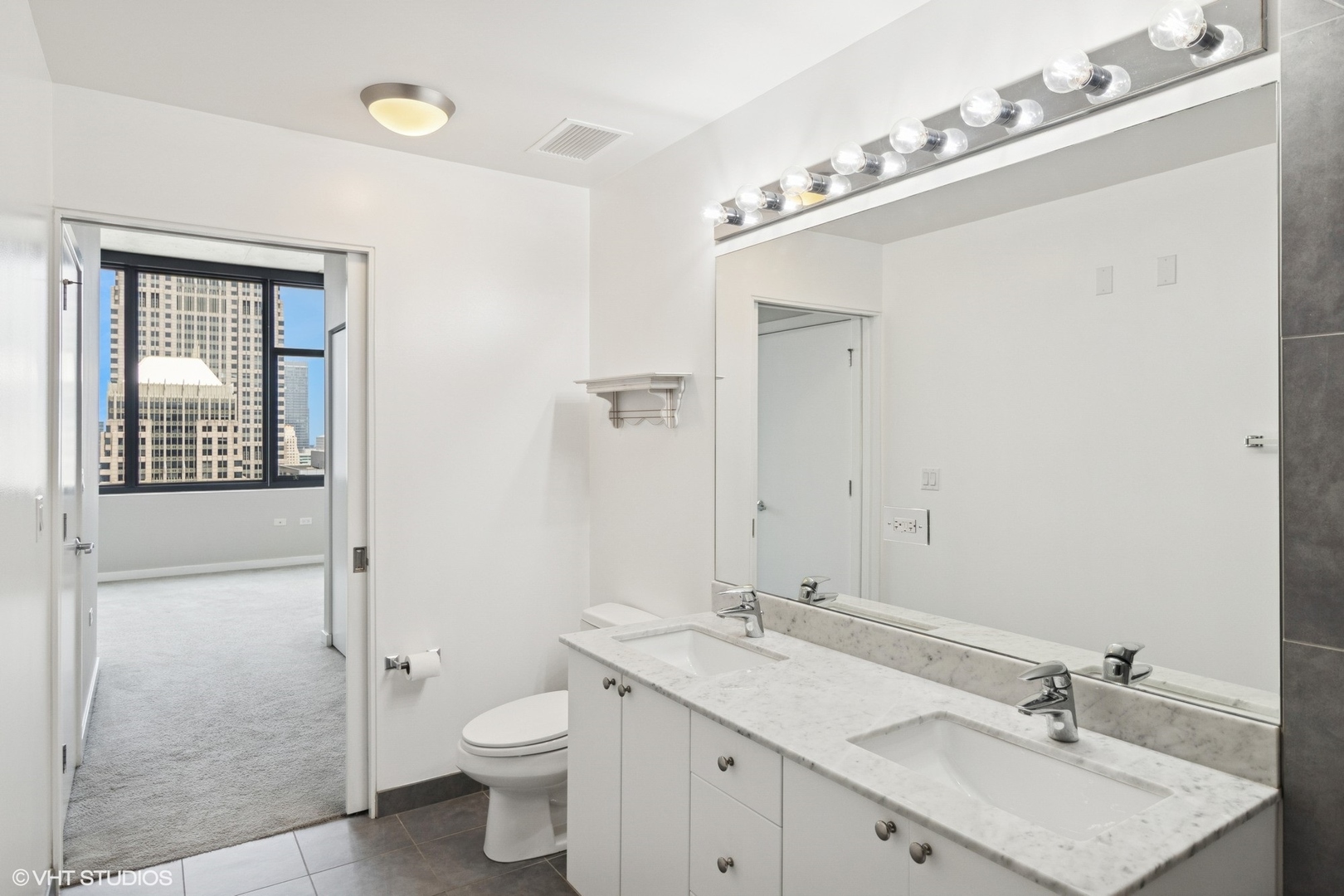 235 W Van Buren Street #4315, Chicago, IL 60607