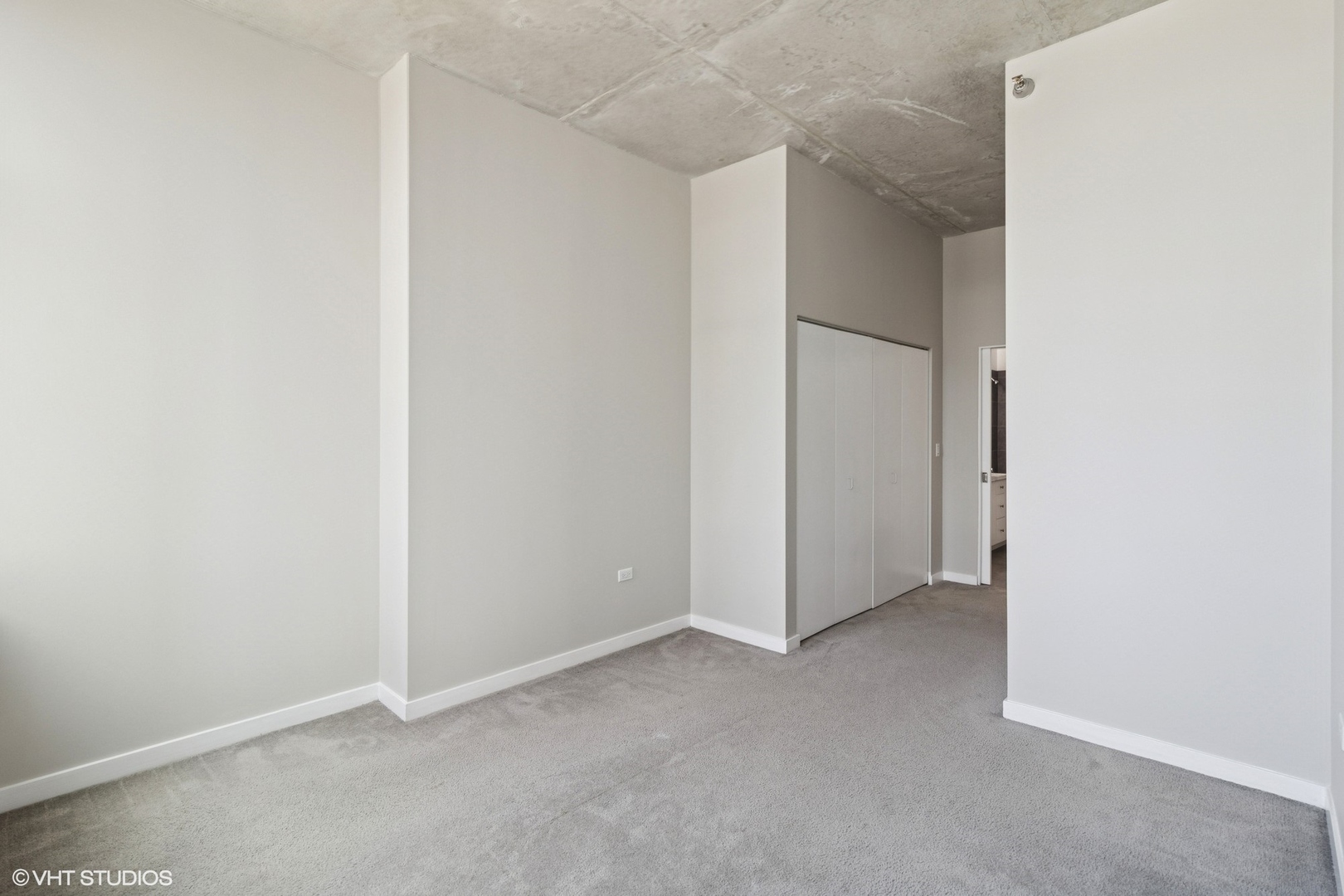 235 W Van Buren Street #4315, Chicago, IL 60607