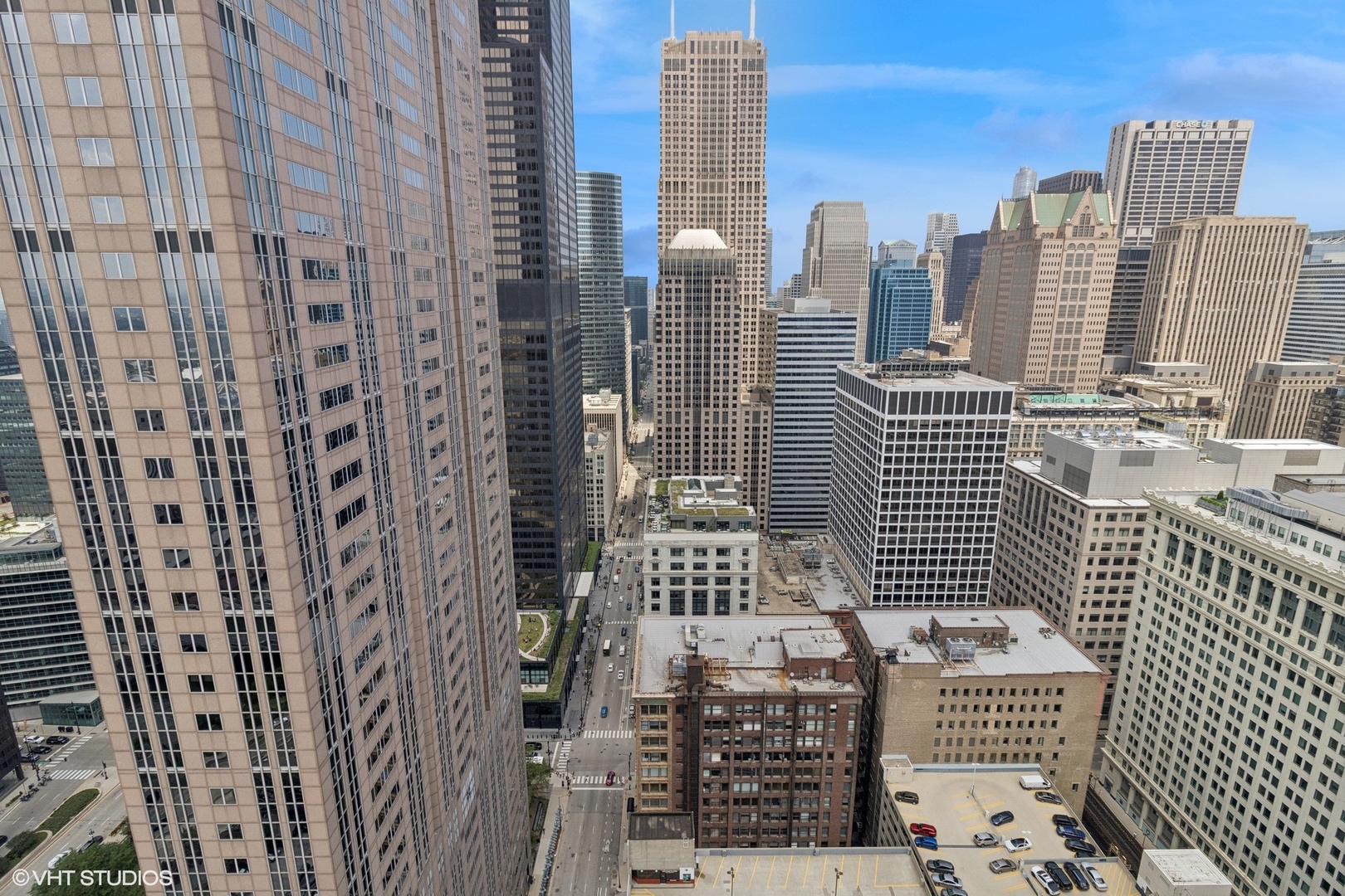 235 W Van Buren Street #4315, Chicago, IL 60607