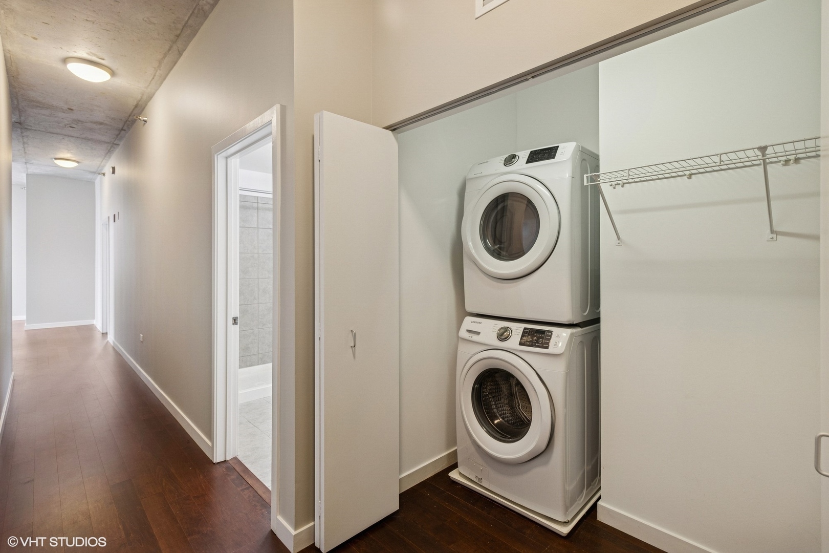 235 W Van Buren Street #4315, Chicago, IL 60607