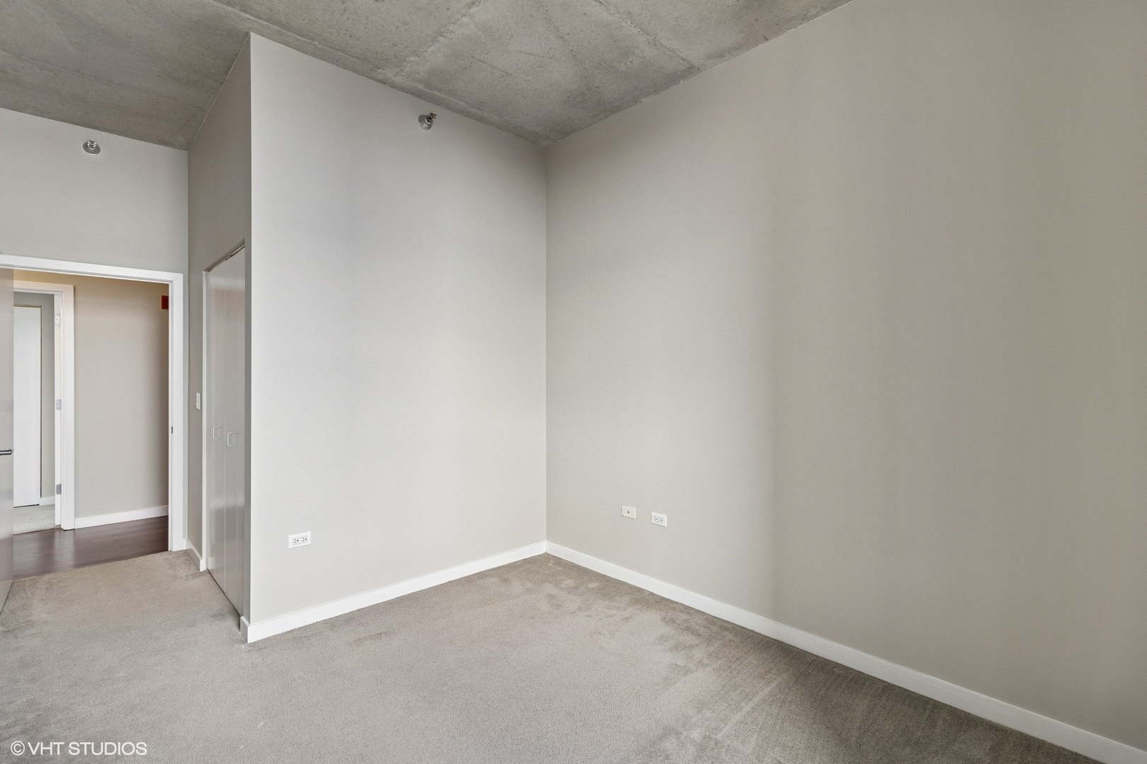235 W Van Buren Street #4315, Chicago, IL 60607