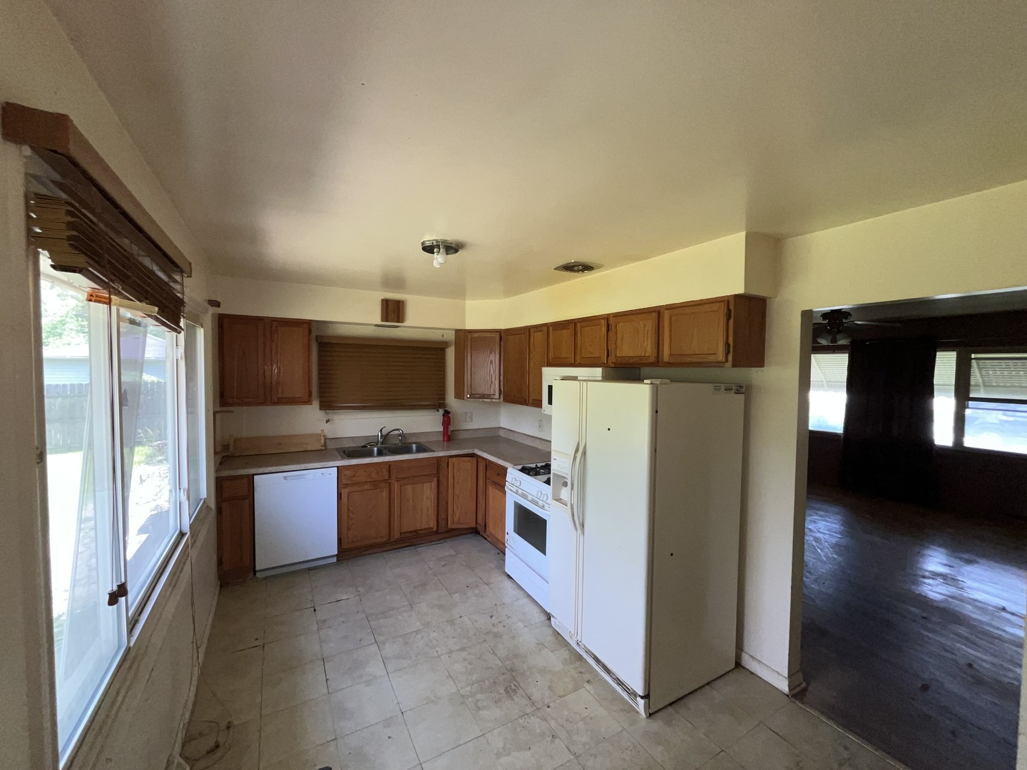 16155 Kedzie Parkway, Markham, IL 60428