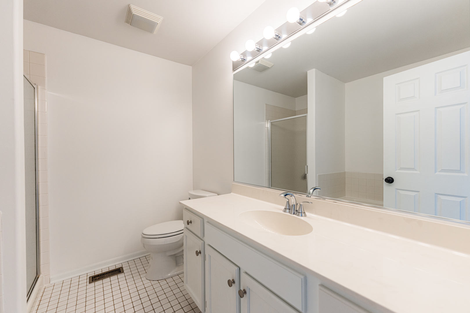 2332 Old George Way, Downers Grove, IL 60515