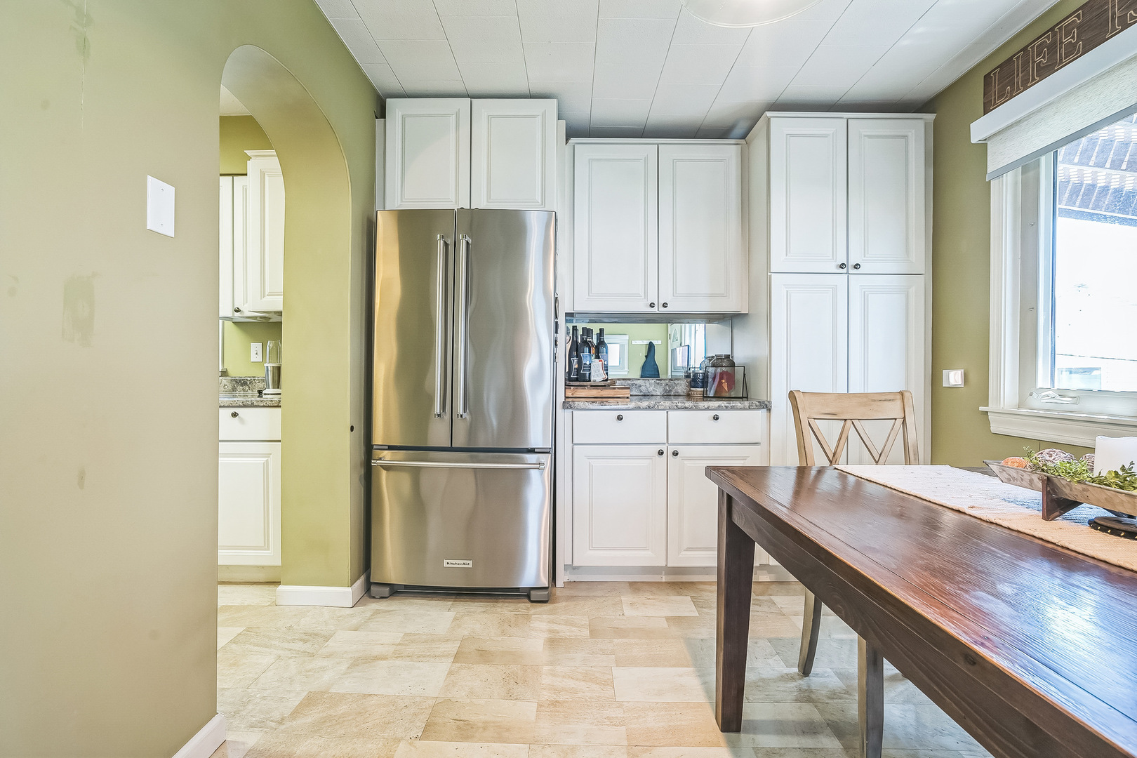 7805 W Farragut Avenue, Chicago, IL 60656