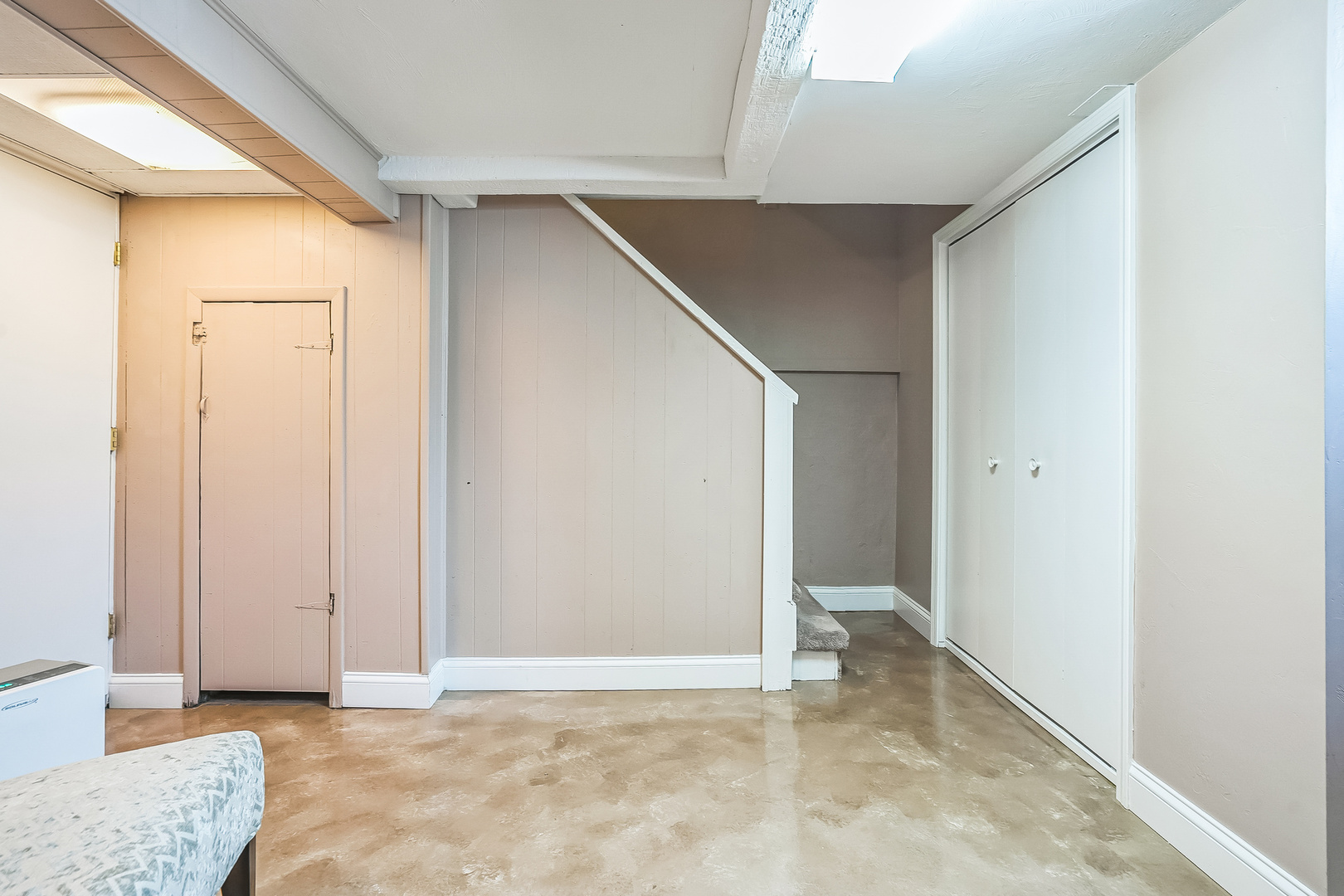 7805 W Farragut Avenue, Chicago, IL 60656