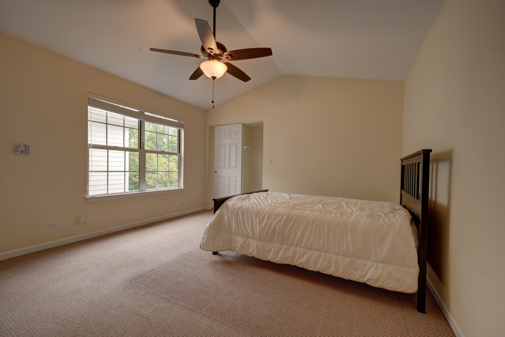 477 grosse pointe Circle #3-6, Vernon Hills, IL 60061