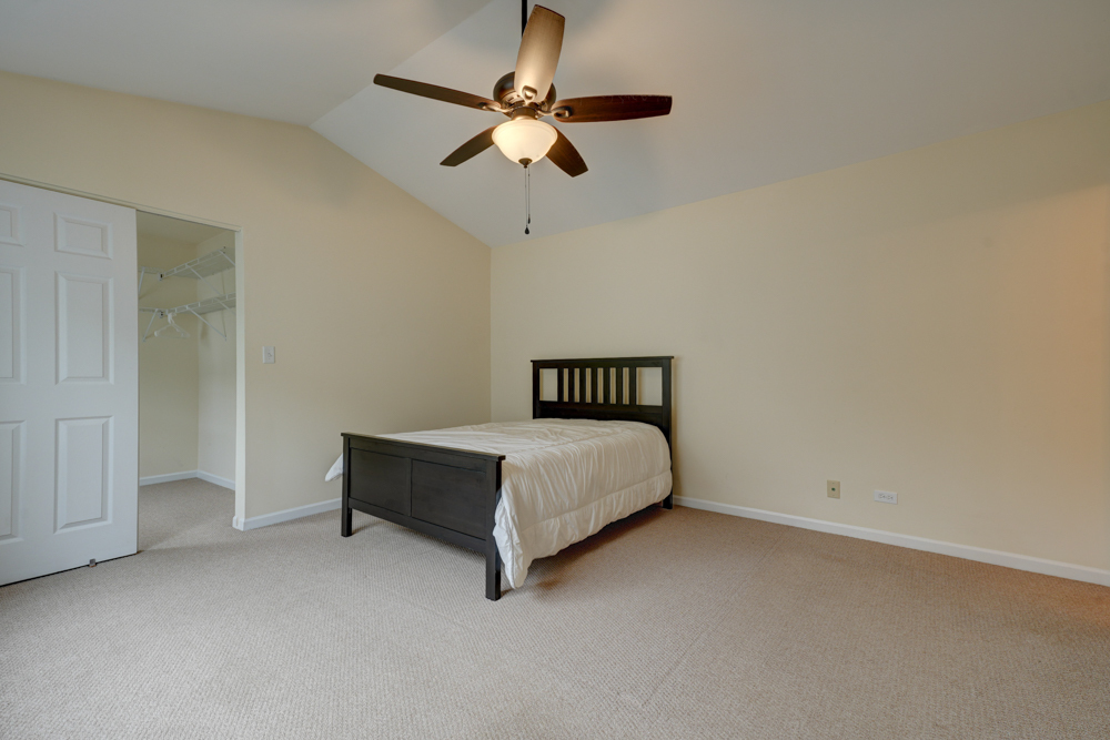 477 grosse pointe Circle #3-6, Vernon Hills, IL 60061
