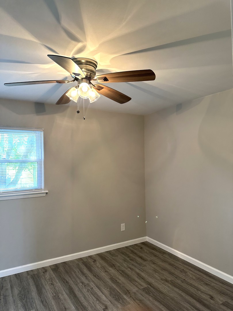 956 Greenbay Avenue, Calumet City, IL 60409