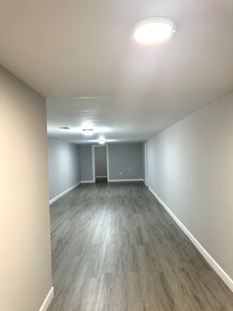 956 Greenbay Avenue, Calumet City, IL 60409