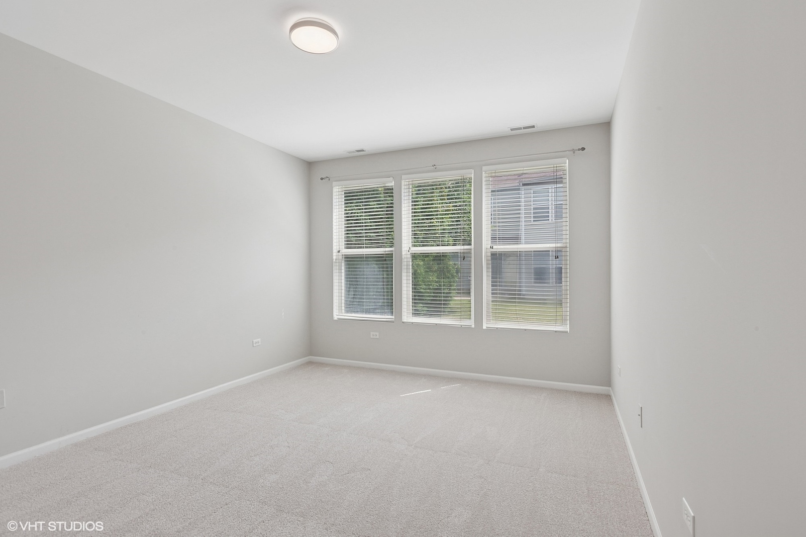 3148 Ollerton Avenue #3148, Aurora, IL 60502