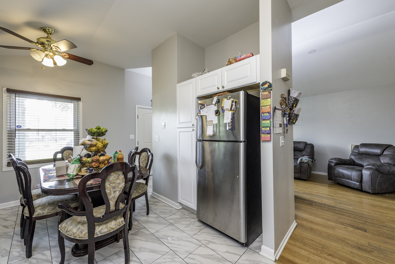 3009 Gilboa Avenue, Zion, IL 60099