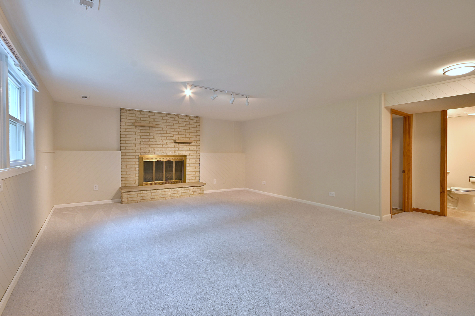 7729 Baimbridge Drive, Downers Grove, IL 60516