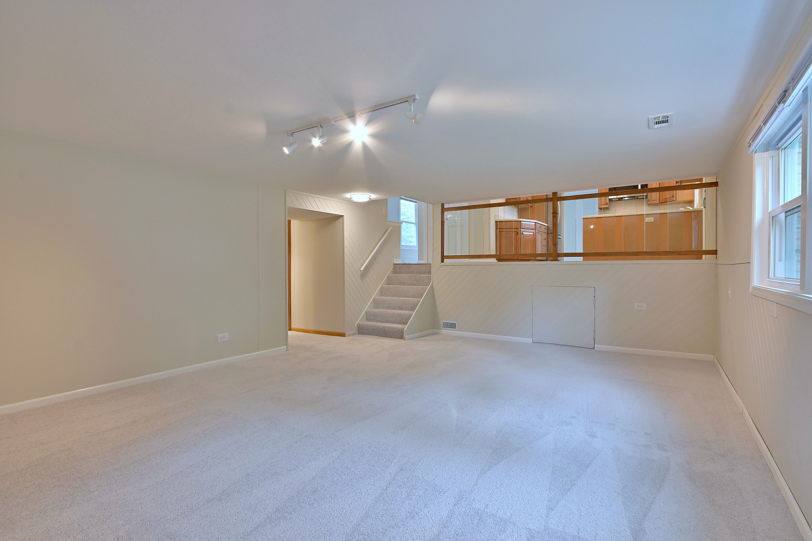 7729 Baimbridge Drive, Downers Grove, IL 60516