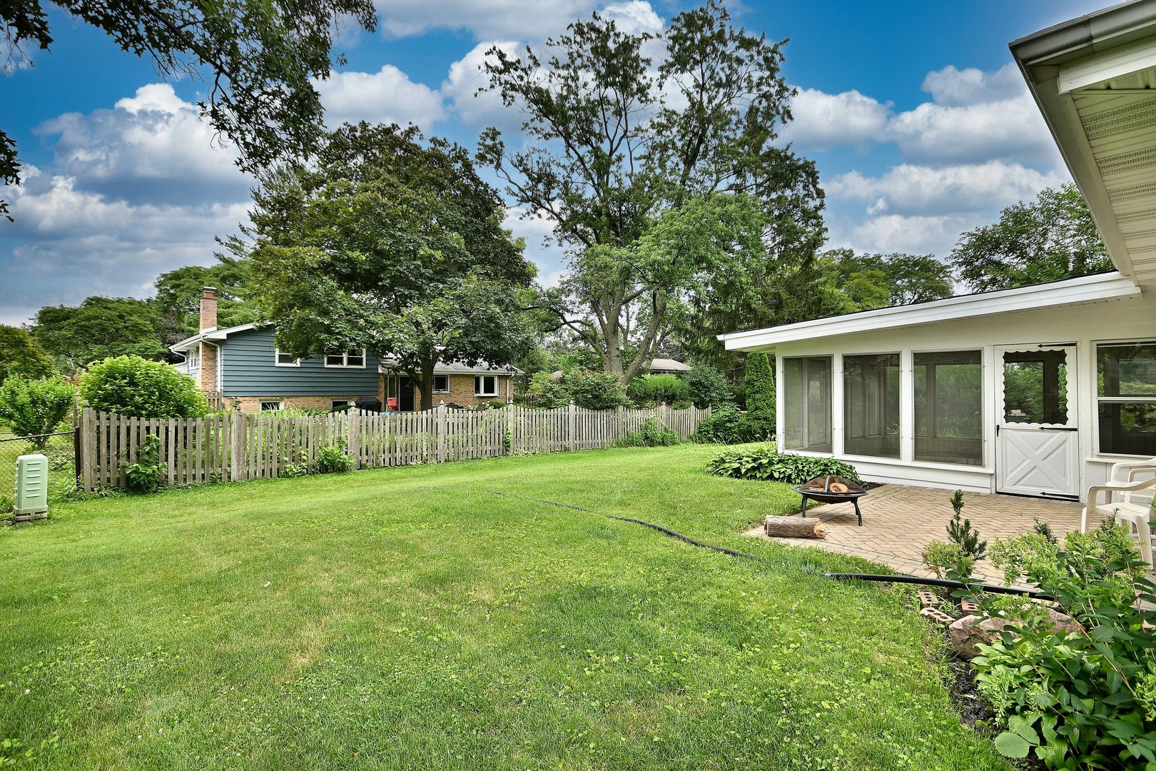 7729 Baimbridge Drive, Downers Grove, IL 60516