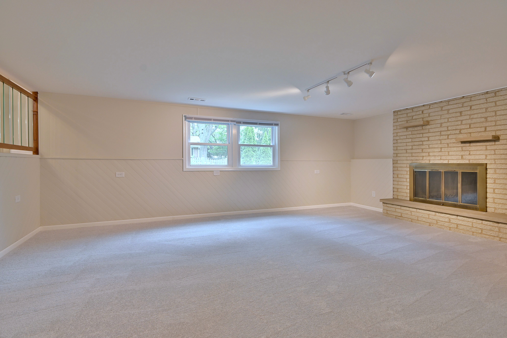 7729 Baimbridge Drive, Downers Grove, IL 60516