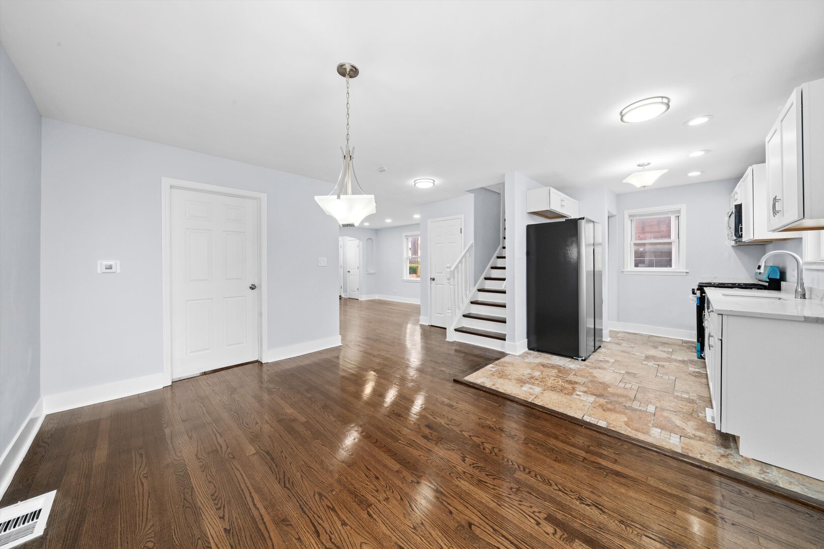 10627 S VERNON Avenue, Chicago, IL 60628