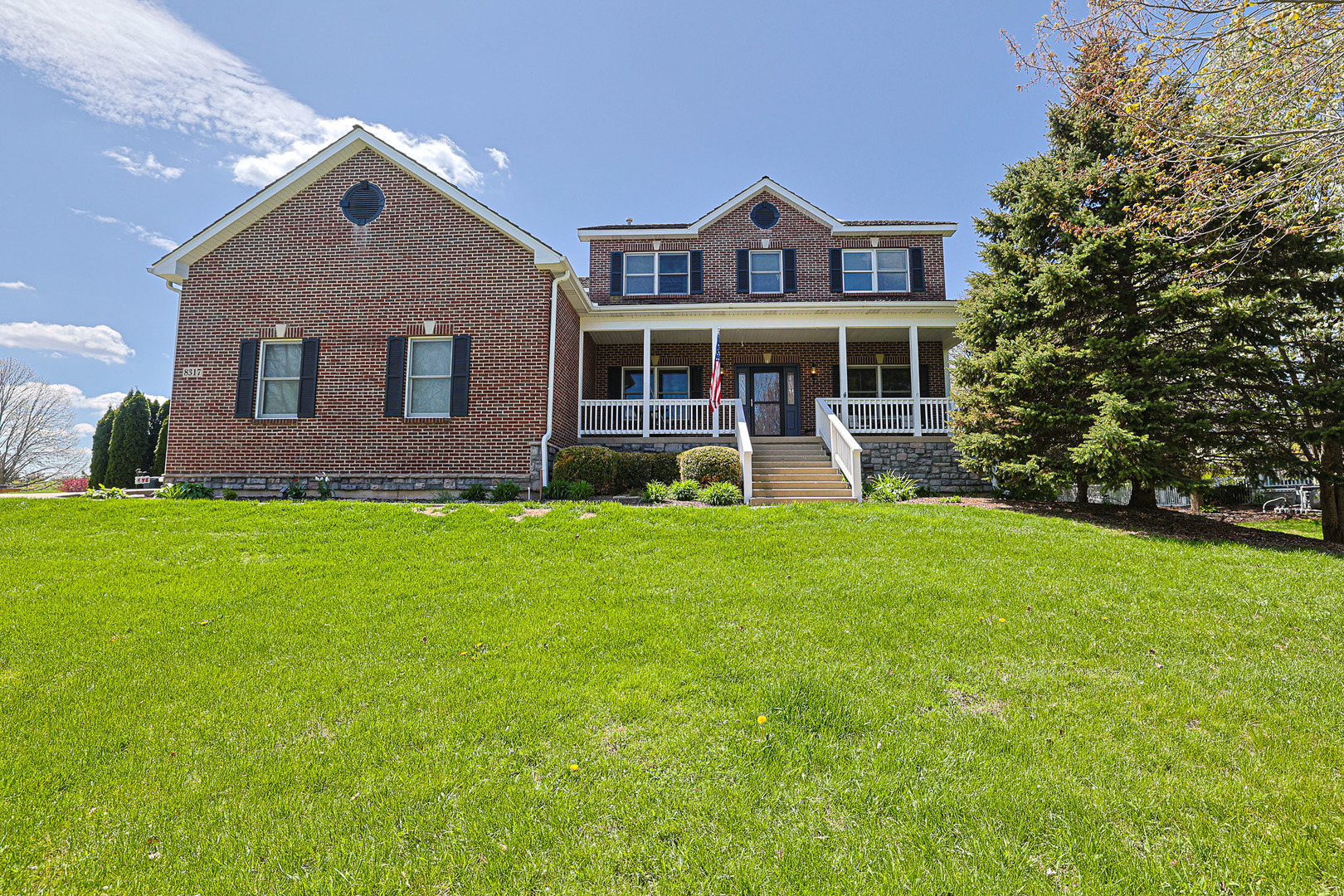 8317 Appaloosa Lane, Spring Grove, IL 60081
