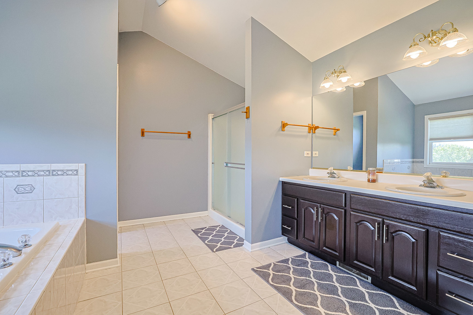 8317 Appaloosa Lane, Spring Grove, IL 60081