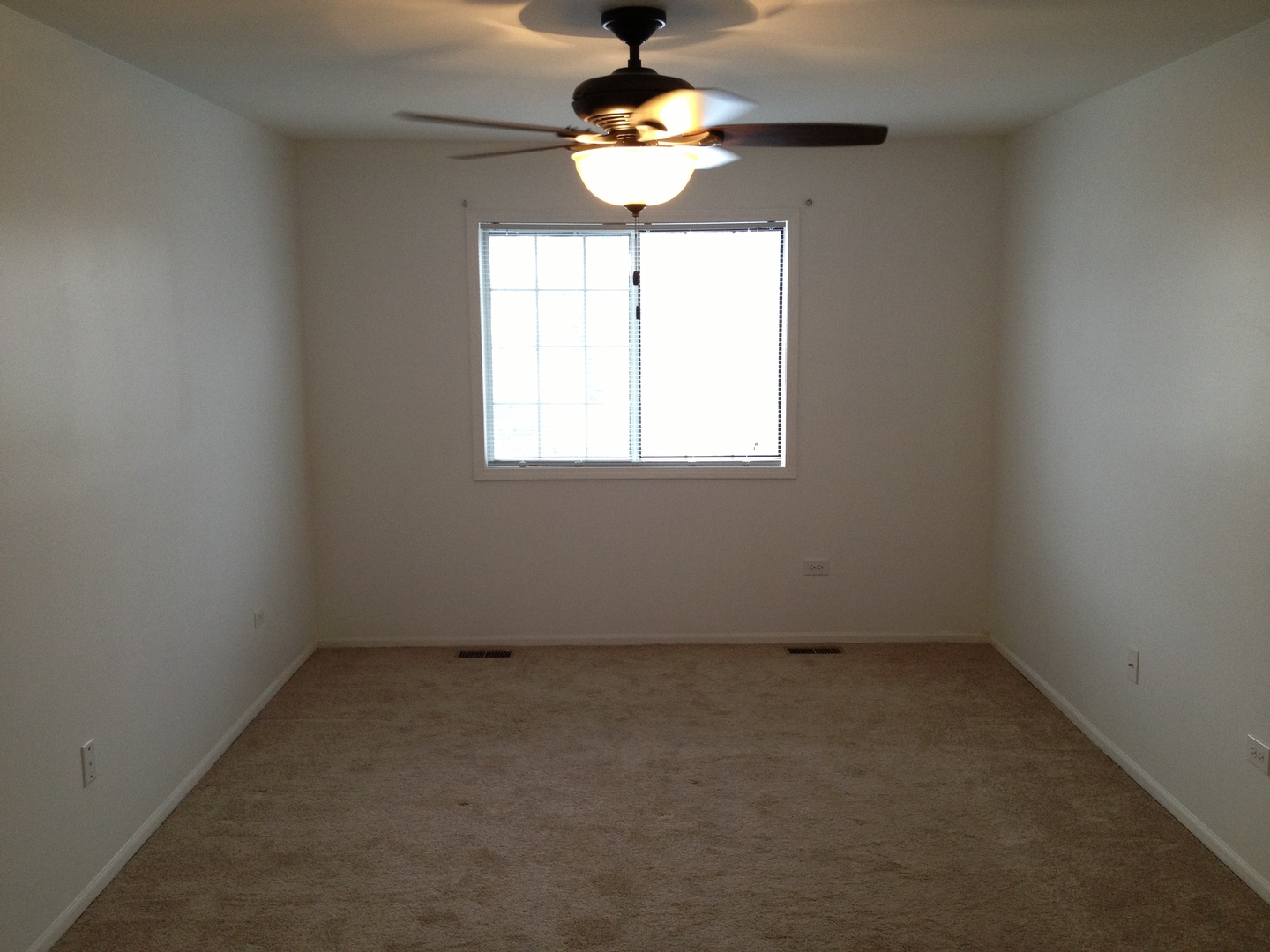 3527 Frontenac Court, Aurora, IL 60504