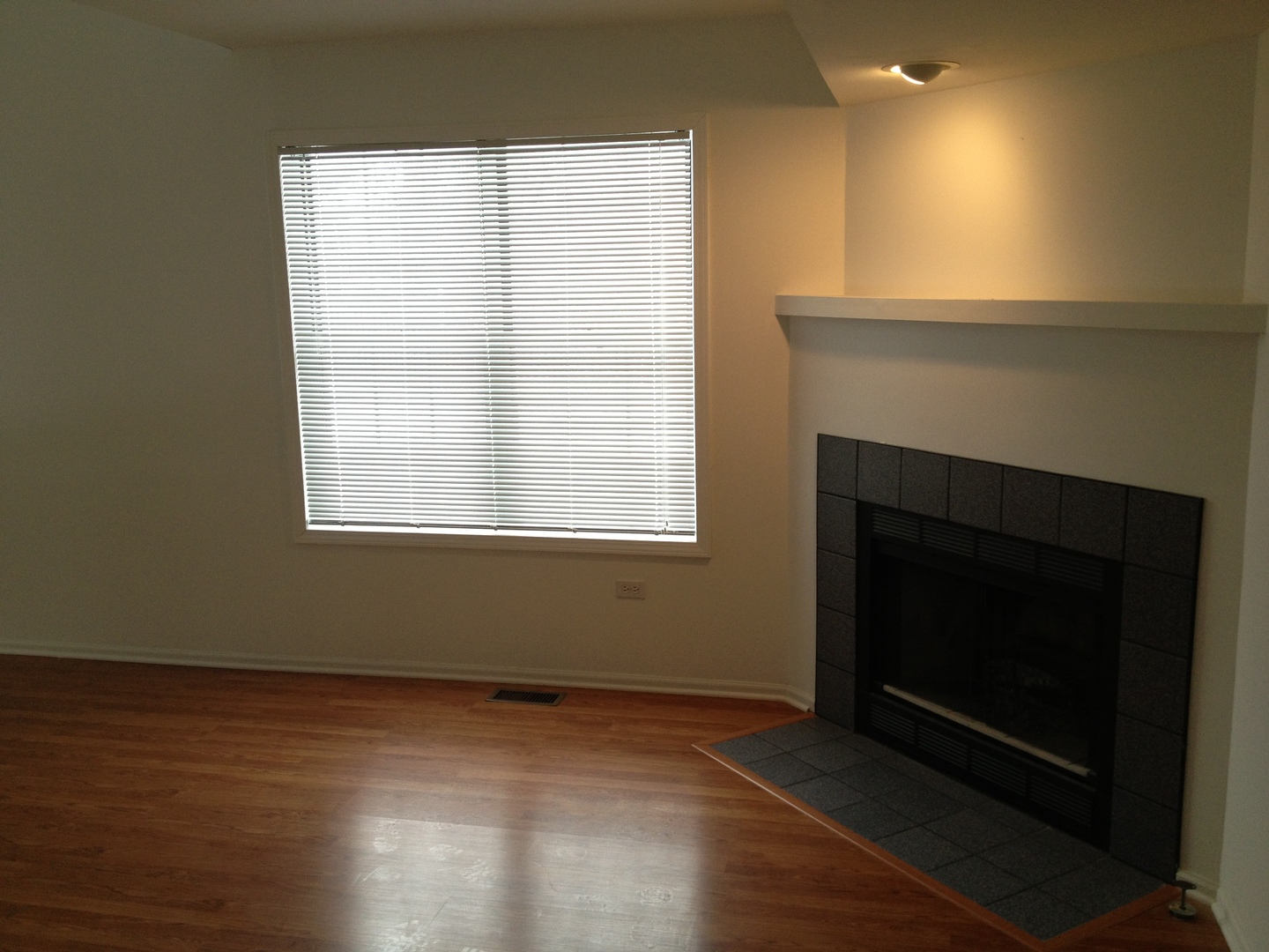 3527 Frontenac Court, Aurora, IL 60504