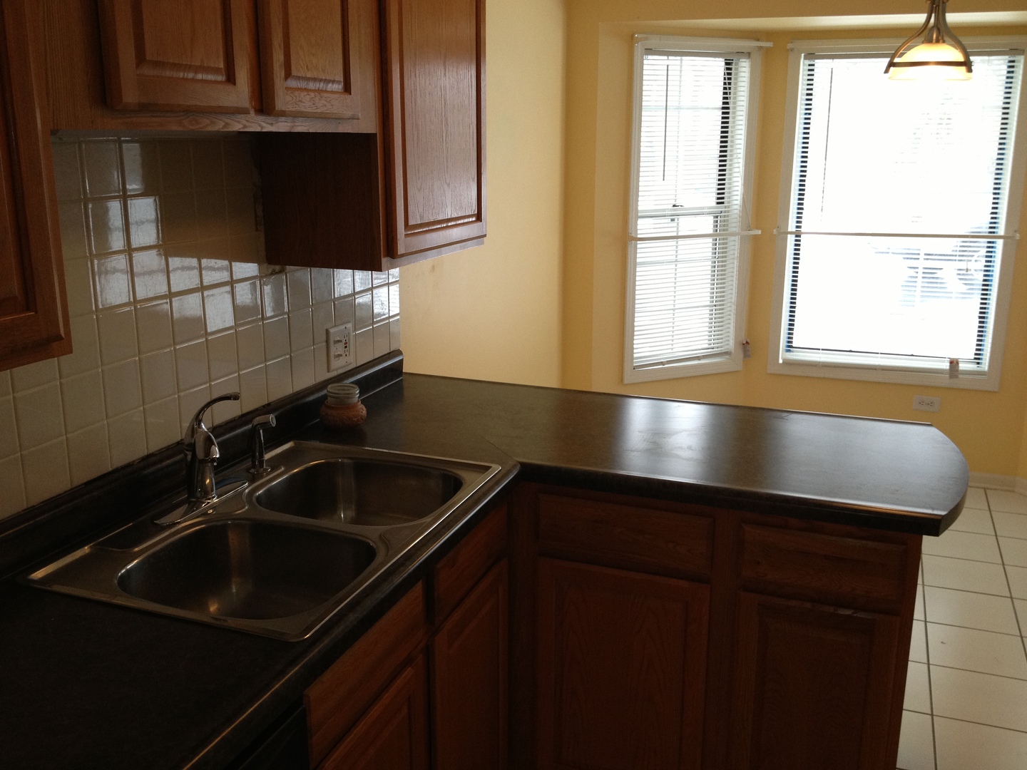 3527 Frontenac Court, Aurora, IL 60504