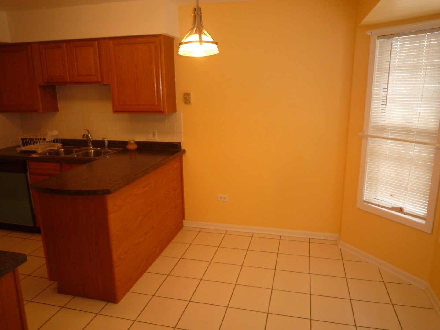 3527 Frontenac Court, Aurora, IL 60504