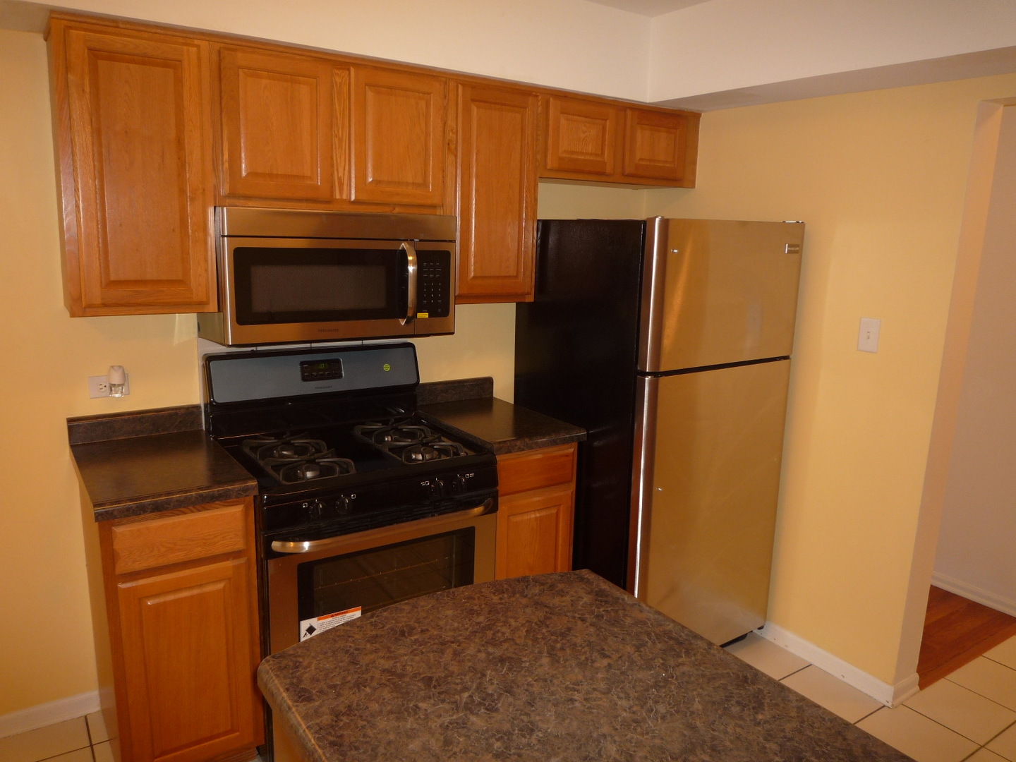 3527 Frontenac Court, Aurora, IL 60504