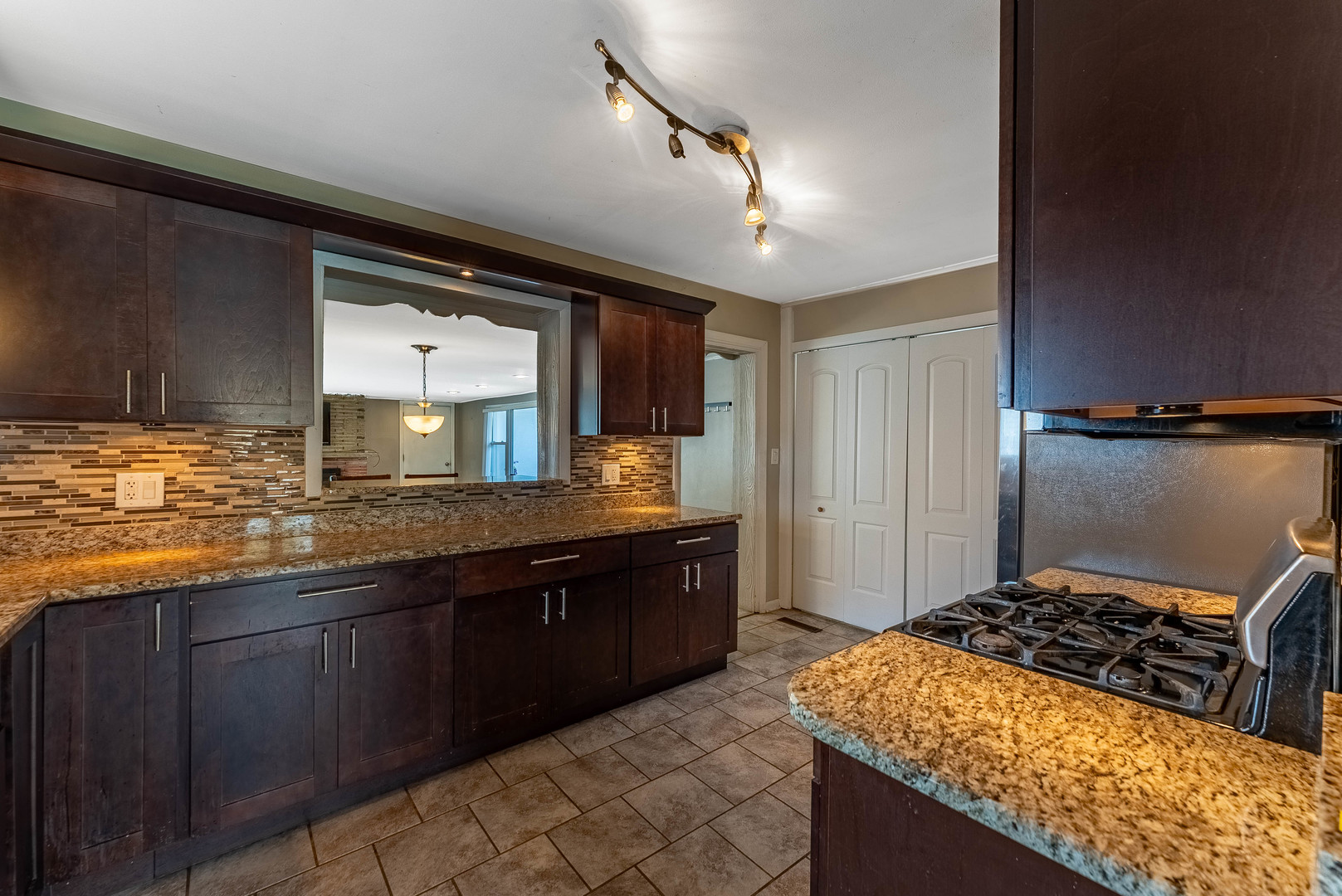 1744 N 20th Avenue, Melrose Park, IL 60160