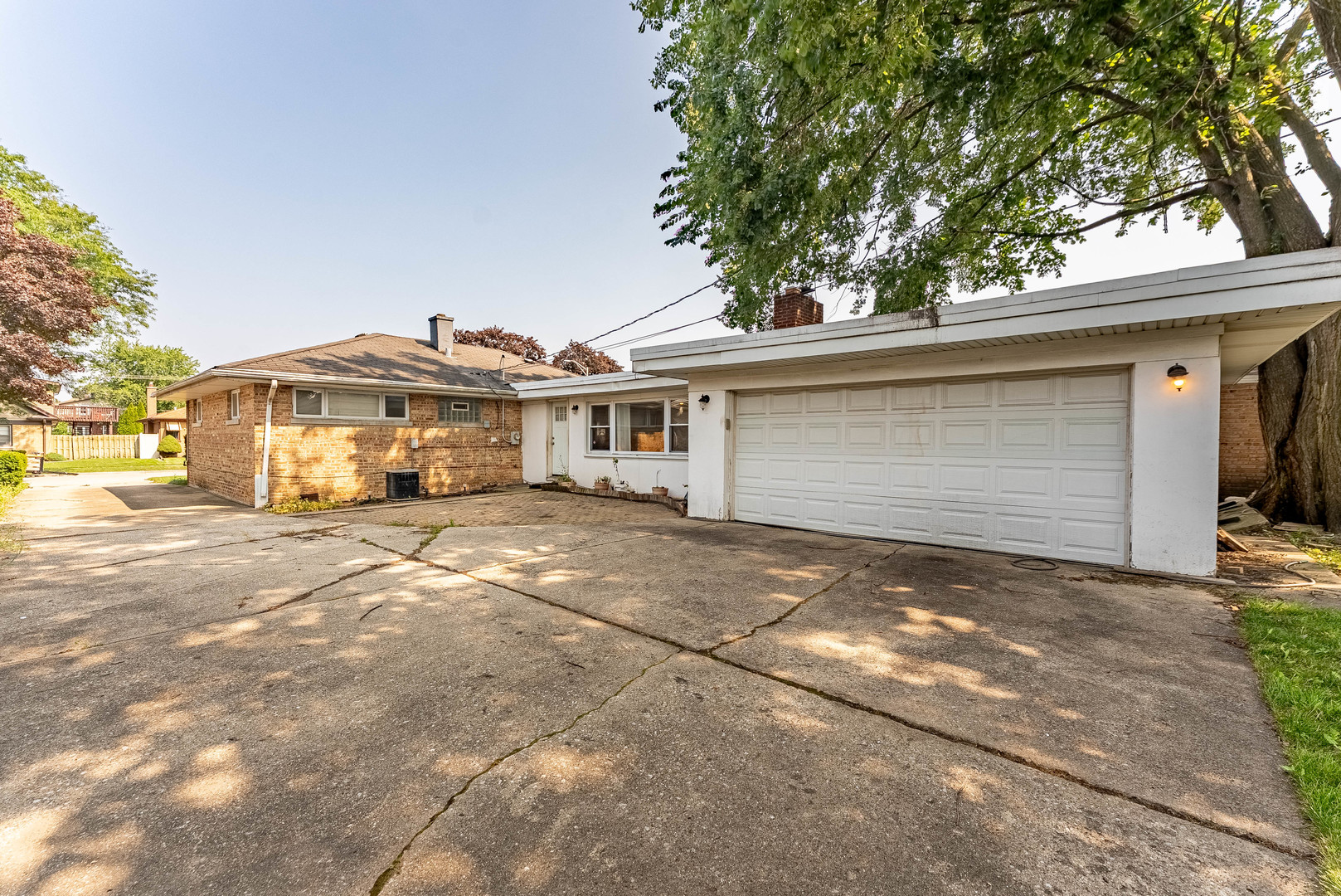 1744 N 20th Avenue, Melrose Park, IL 60160