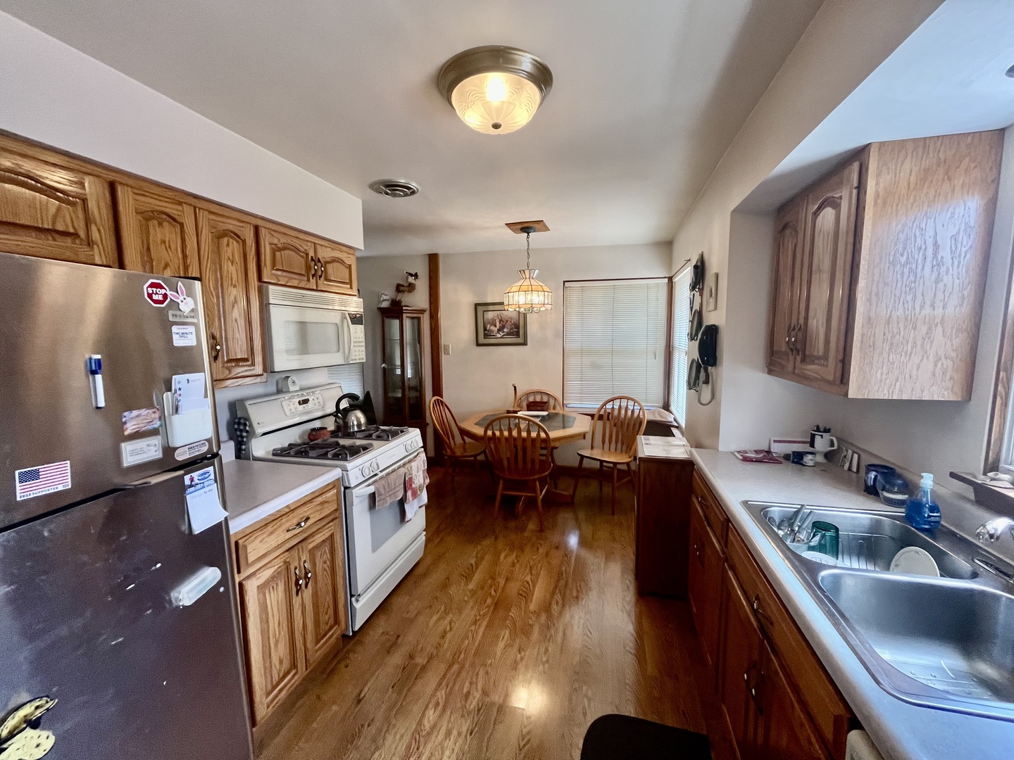152 W 29th Place, Chicago Heights, IL 60411