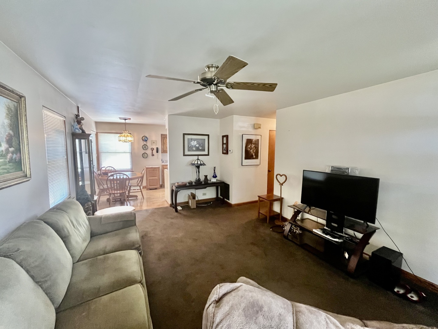 152 W 29th Place, Chicago Heights, IL 60411