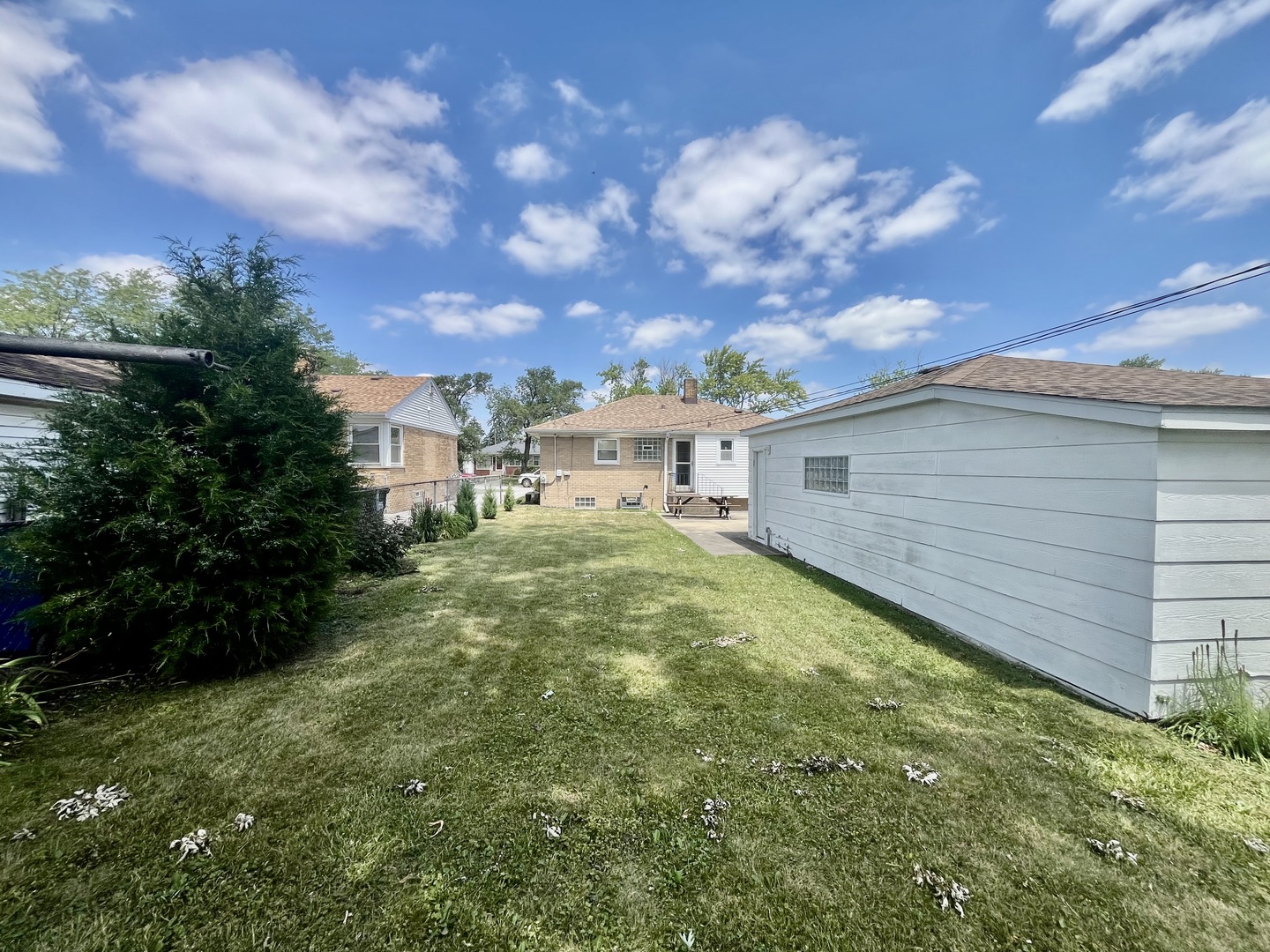 152 W 29th Place, Chicago Heights, IL 60411