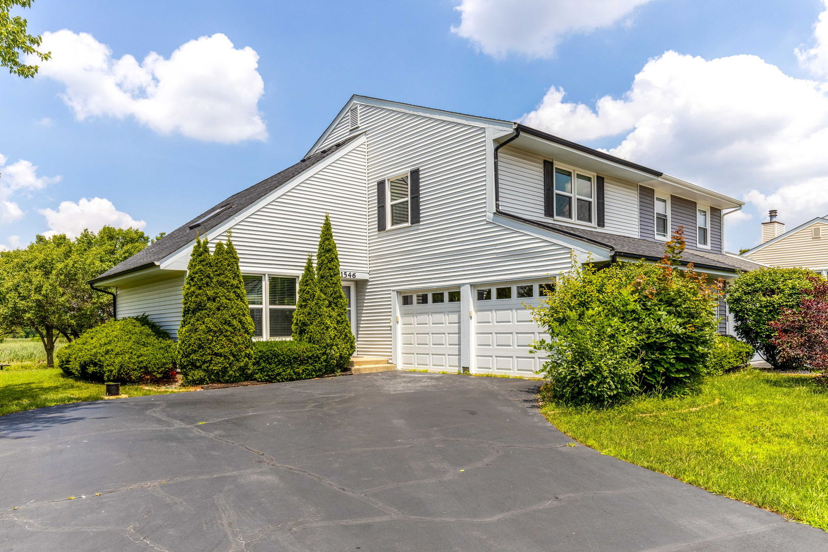 1546 Brandywyn Lane, Buffalo Grove, IL 60089