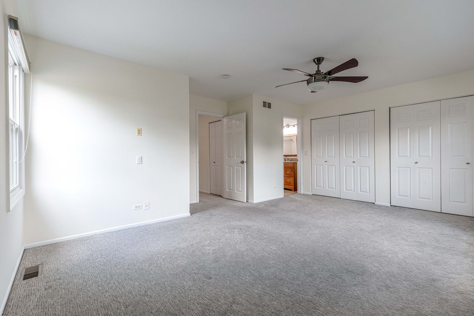 1546 Brandywyn Lane, Buffalo Grove, IL 60089