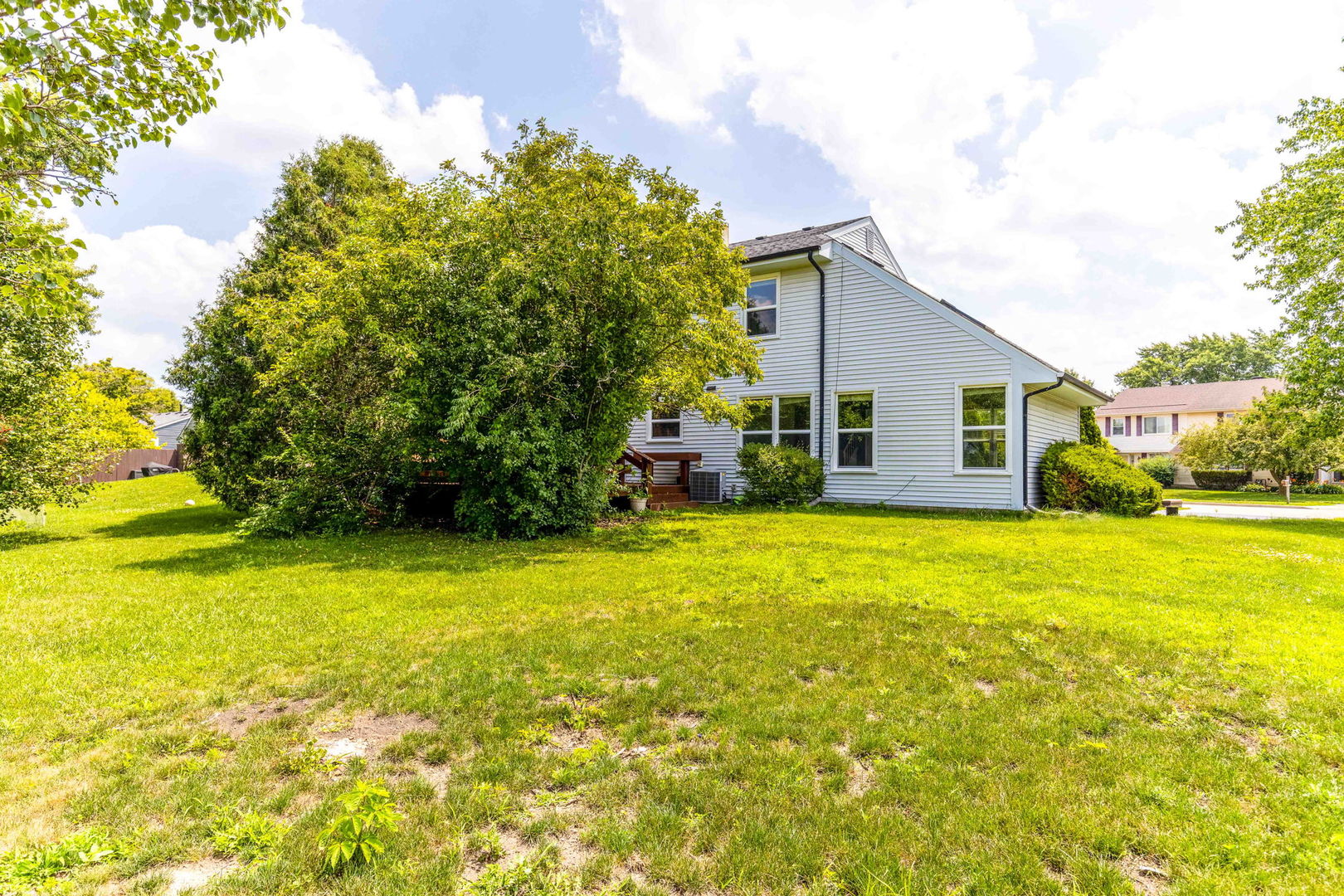 1546 Brandywyn Lane, Buffalo Grove, IL 60089