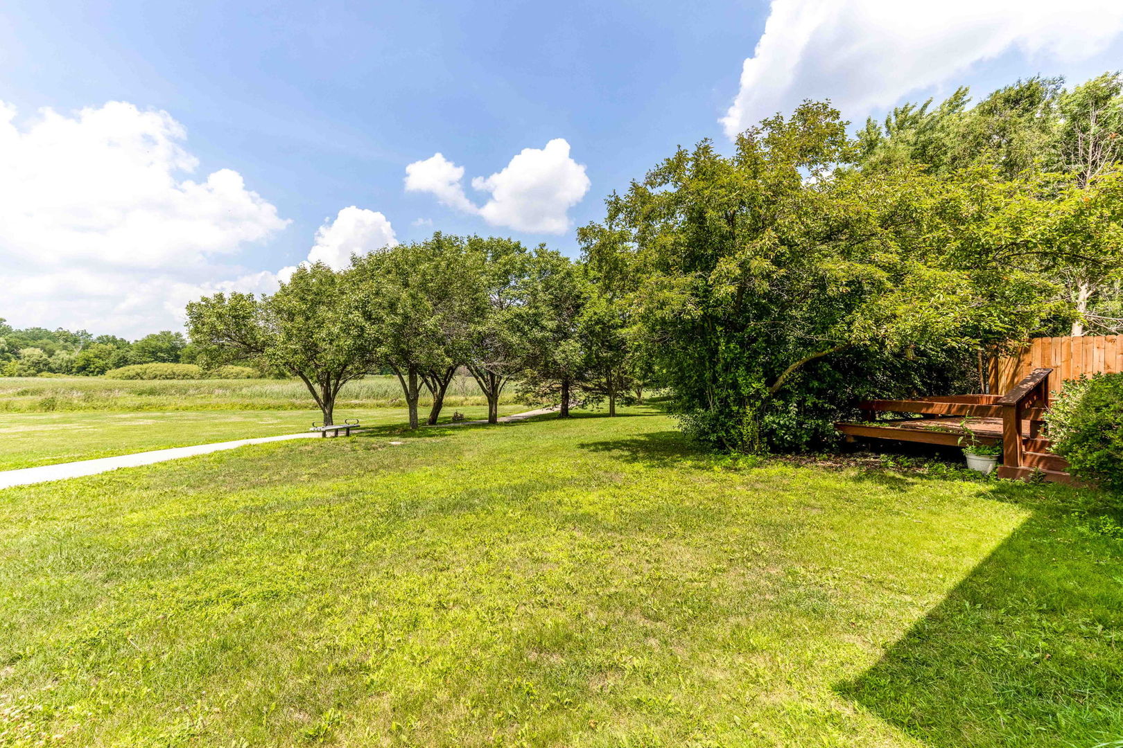 1546 Brandywyn Lane, Buffalo Grove, IL 60089