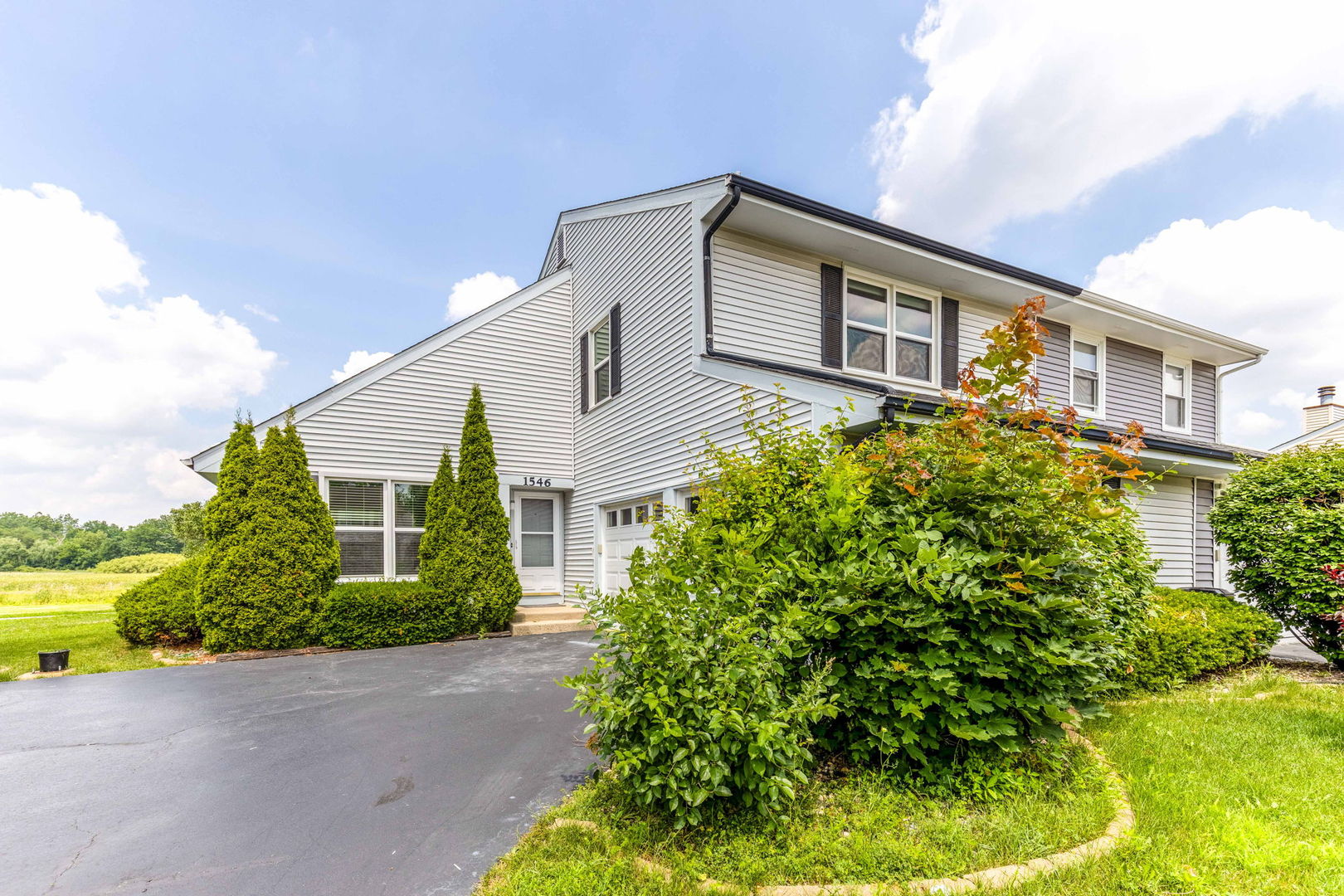 1546 Brandywyn Lane, Buffalo Grove, IL 60089