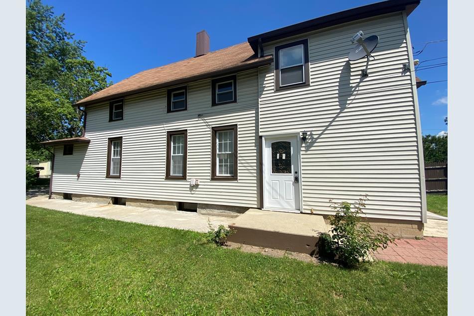 616 Vine Street #1, Joliet, IL 60435