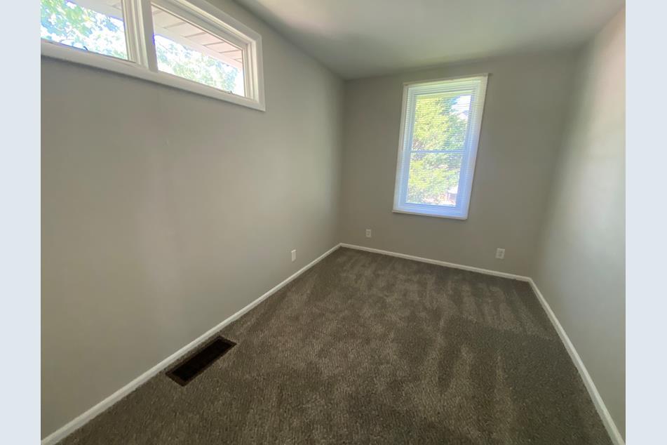 616 Vine Street #1, Joliet, IL 60435