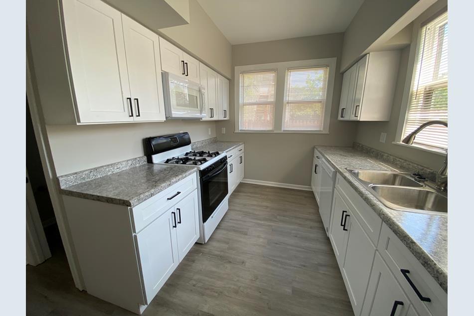 616 Vine Street #1, Joliet, IL 60435
