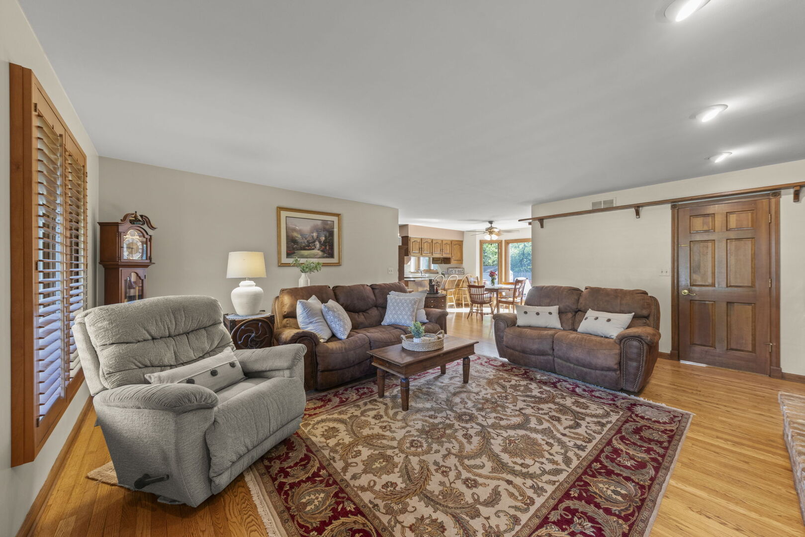 1565 Orchard Road, Wheaton, IL 60189