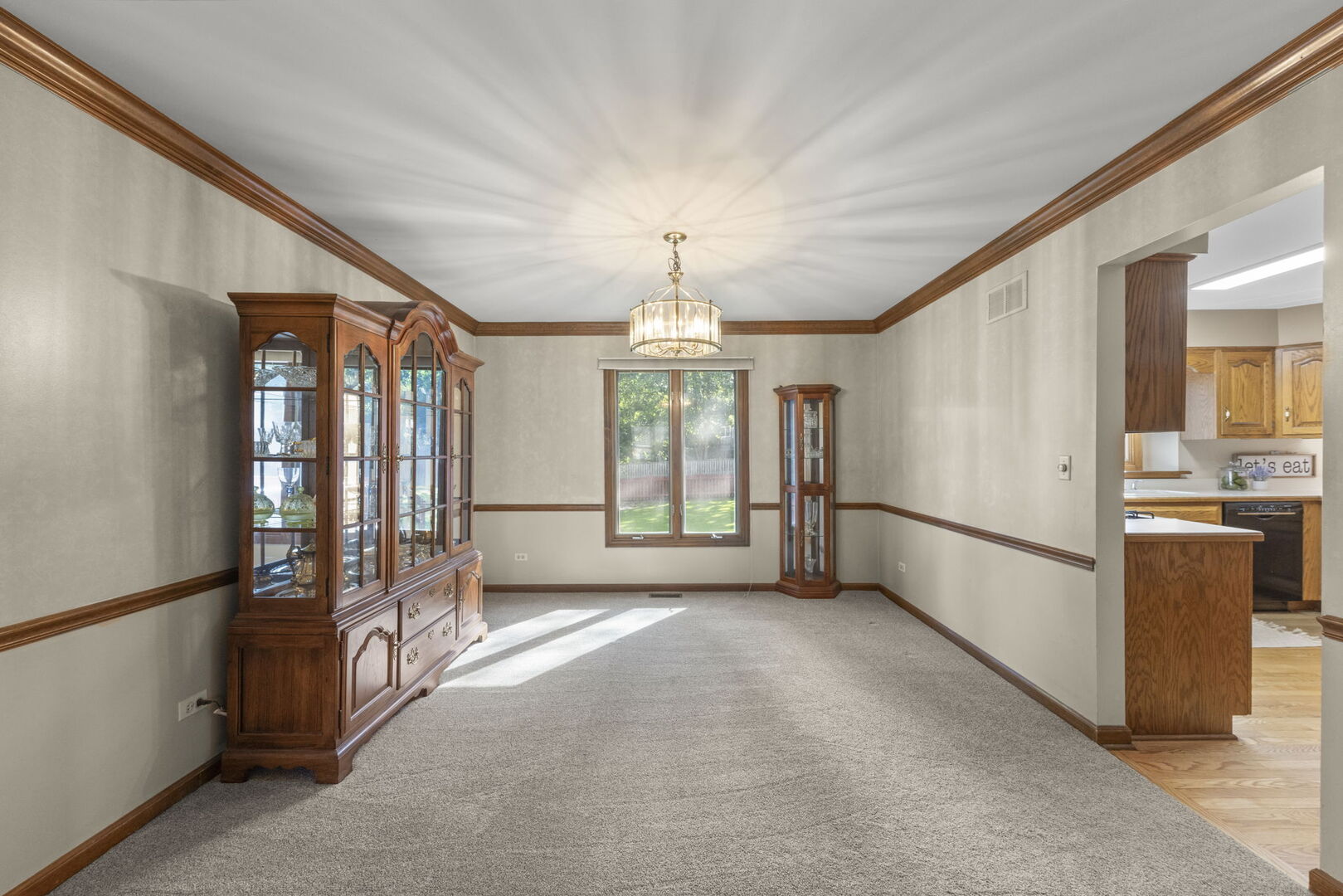 1565 Orchard Road, Wheaton, IL 60189