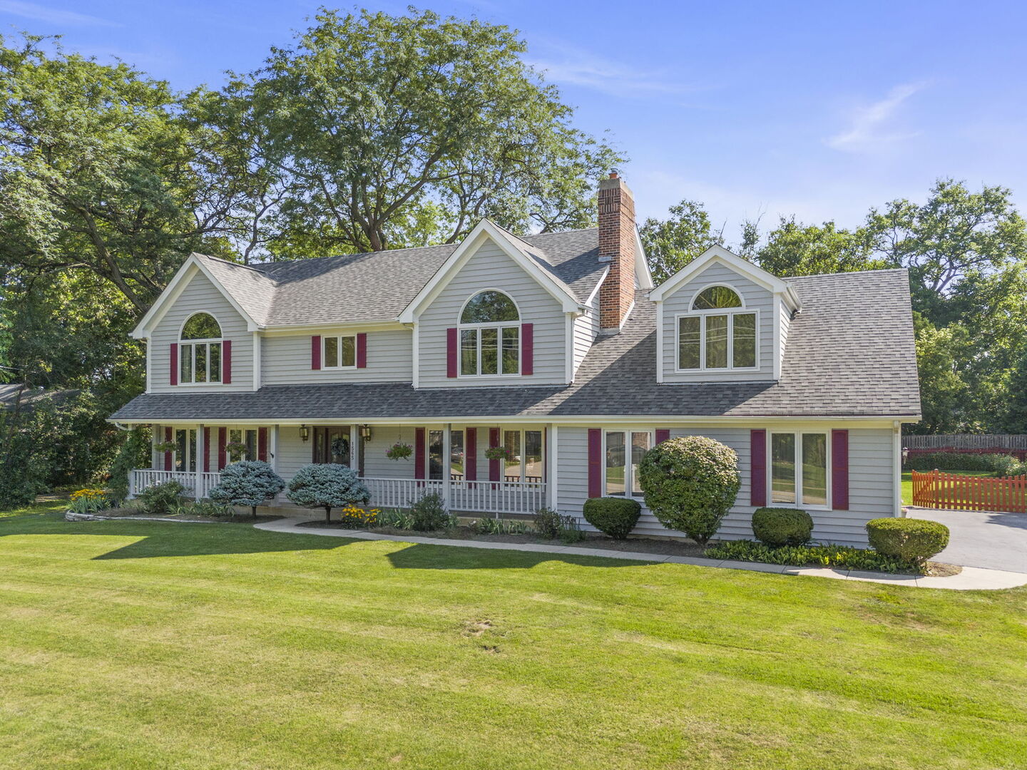 1565 Orchard Road, Wheaton, IL 60189