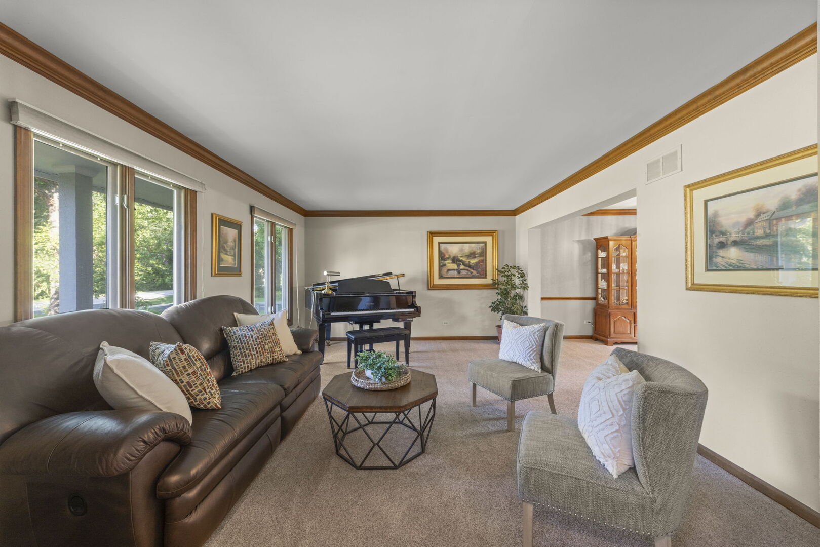 1565 Orchard Road, Wheaton, IL 60189