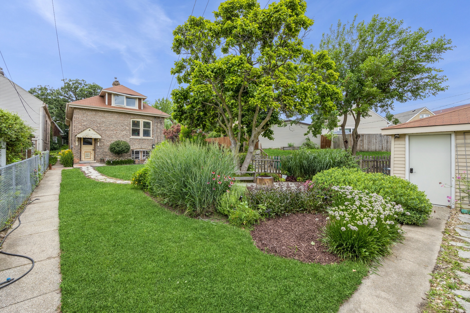 2523 Home Avenue, Berwyn, IL 60402