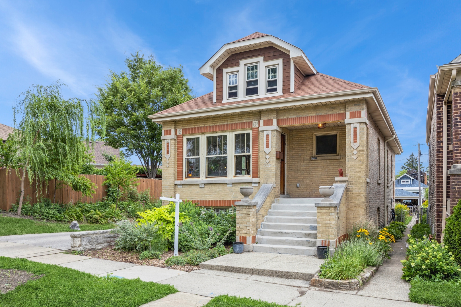 2523 Home Avenue, Berwyn, IL 60402